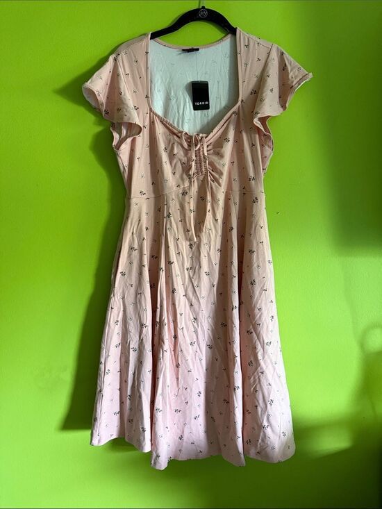 torrid Dresses & Skirts - NWT Torrid Peach Floral Cottagecore Boho Stretch Midi Dress Size 00 M/L 10